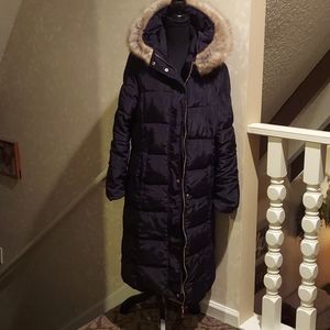 Western Style Long Nylon Coat w/Fur Hood